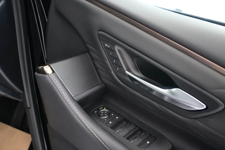 Alphard 2026 (15)