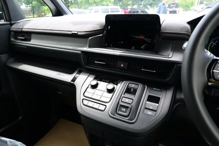 Honda StepWGN 2026 (18)